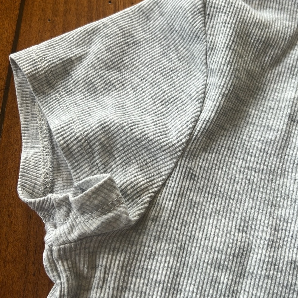 Cotton On Light Gray Ribbed Tee - Picture 3 of 7